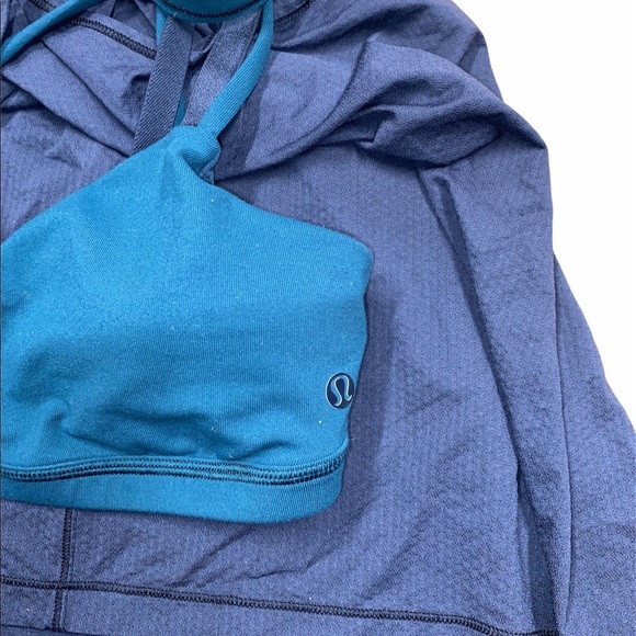 Lululemon size 6 flowy athletic tank - Picture 6 of 7